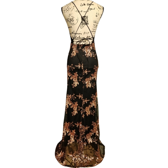 Simplee Black and Rose Gold Sequin Gown - Picture 10 of 15